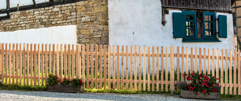 Zaun europäische Lärche Holz im Garten Store für Holzzaun und Terrasse
